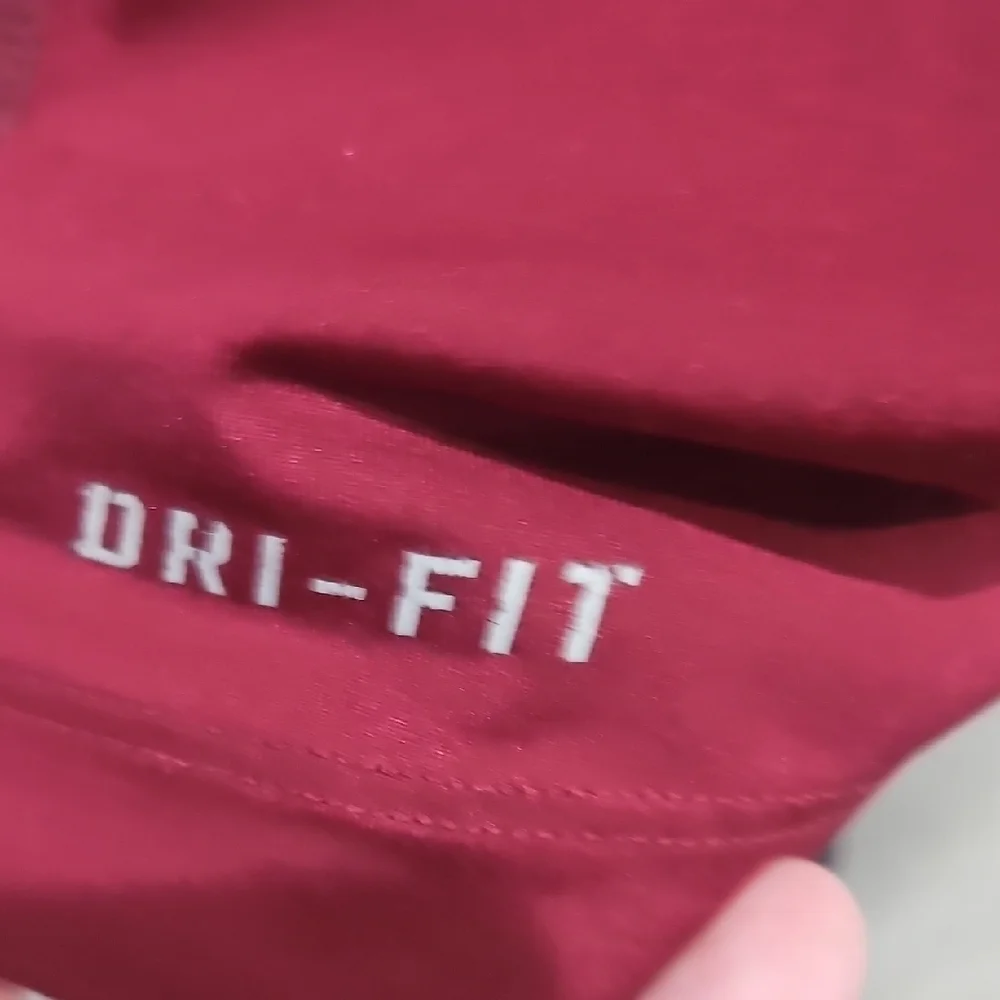 Nike Men's Deep Red Short Sleeve Tee